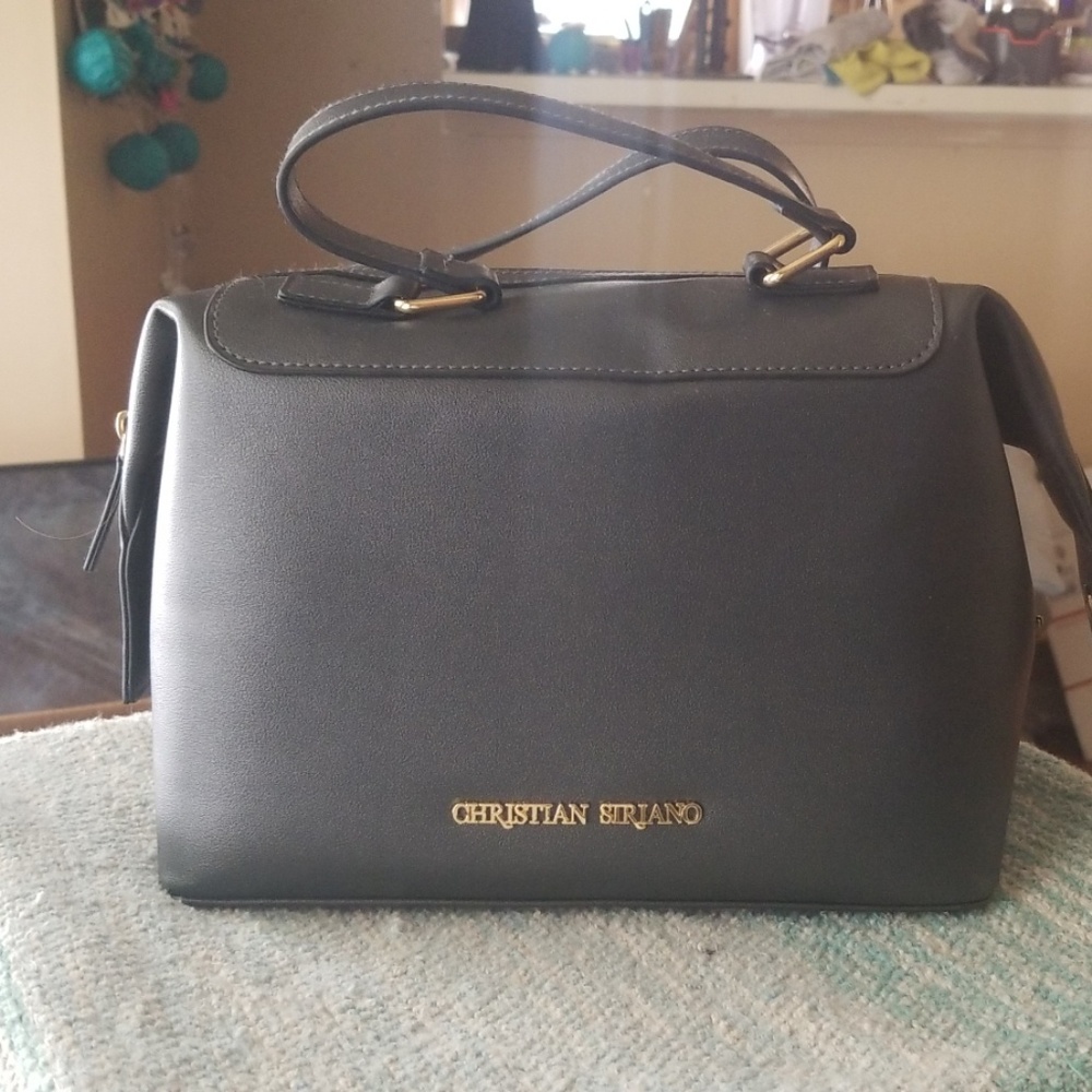 Beautifully constructed handbag